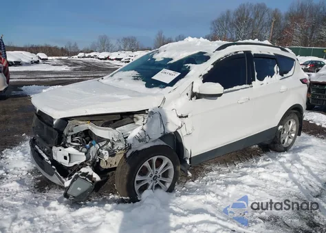 2018 Ford Escape Se из США, поврежденный, VIN 1FMCU9GD5JUC25213